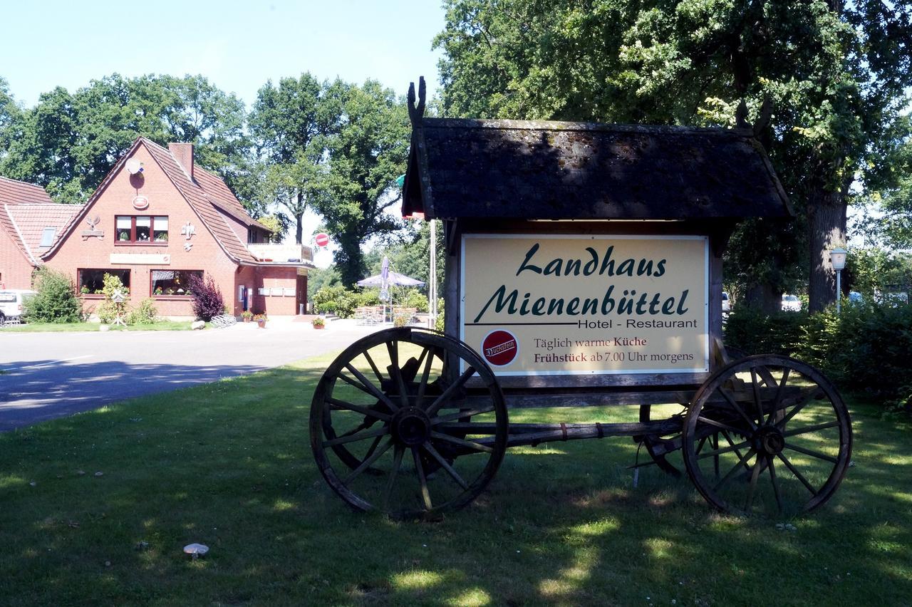 Hôtel Landhaus Mienenbuttel à Neu Wulmstorf Extérieur photo